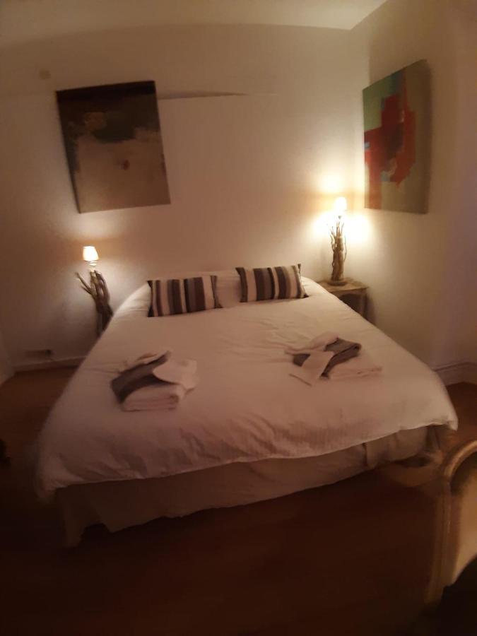 Le Dernier Metro Bed & Breakfast Woluwe-Saint-Pierre Exterior photo