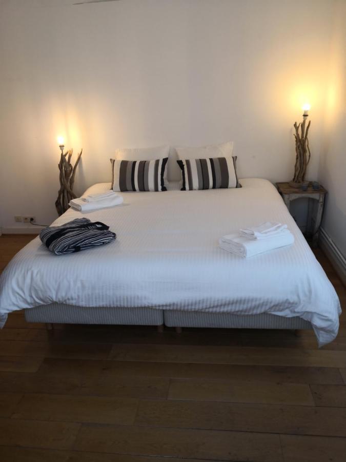 Le Dernier Metro Bed & Breakfast Woluwe-Saint-Pierre Exterior photo